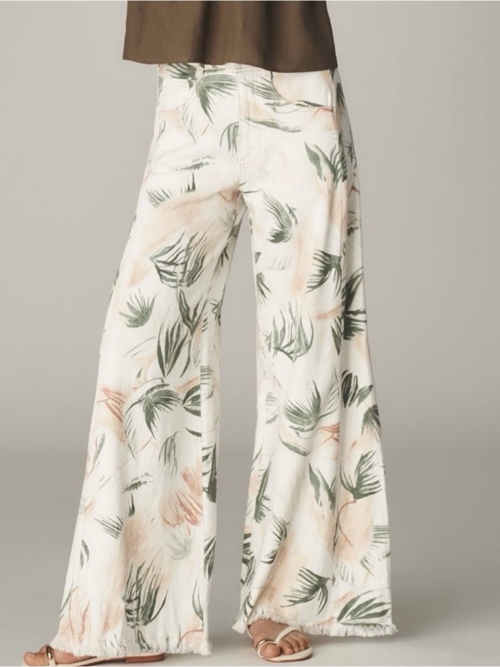 Pilcro Olive with Cream Botanical Wide-Leg Pants, size 29 - Picture 1 of 7